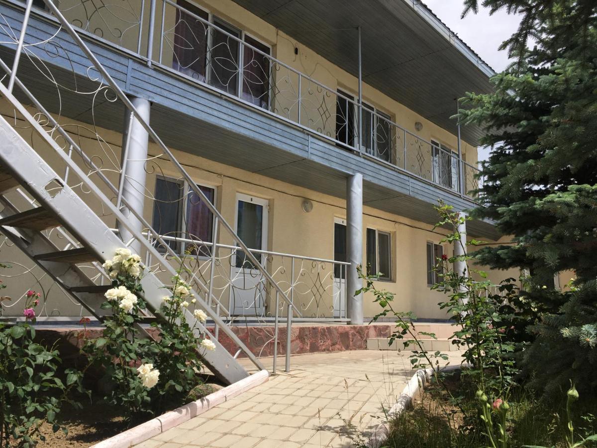 Hotel Эдем Cholpon-Ata Esterno foto