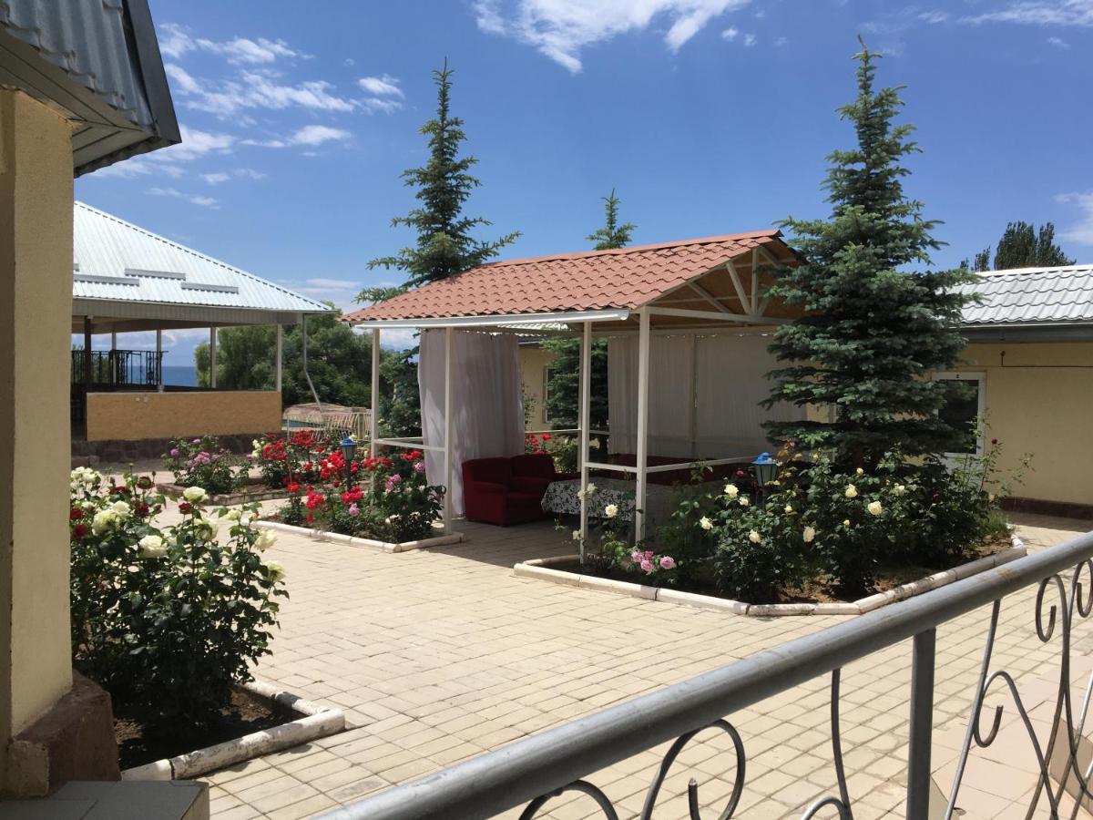 Hotel Эдем Cholpon-Ata Esterno foto